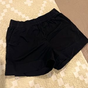 Everlane Women’s Black Easy Short - Size 10